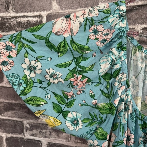 NWT Torrid Flutter Short Sleeve Blouse blue floral shirt top - Picture 4 of 11